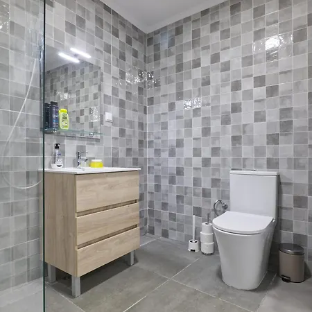 Apartmán Spacious Flat With Garden *