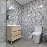 Apartament Spacious Flat With Garden *